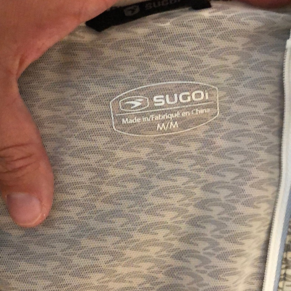 Light, Packable, Breathable Resistant Rain Jacket! - Picture 5 of 8